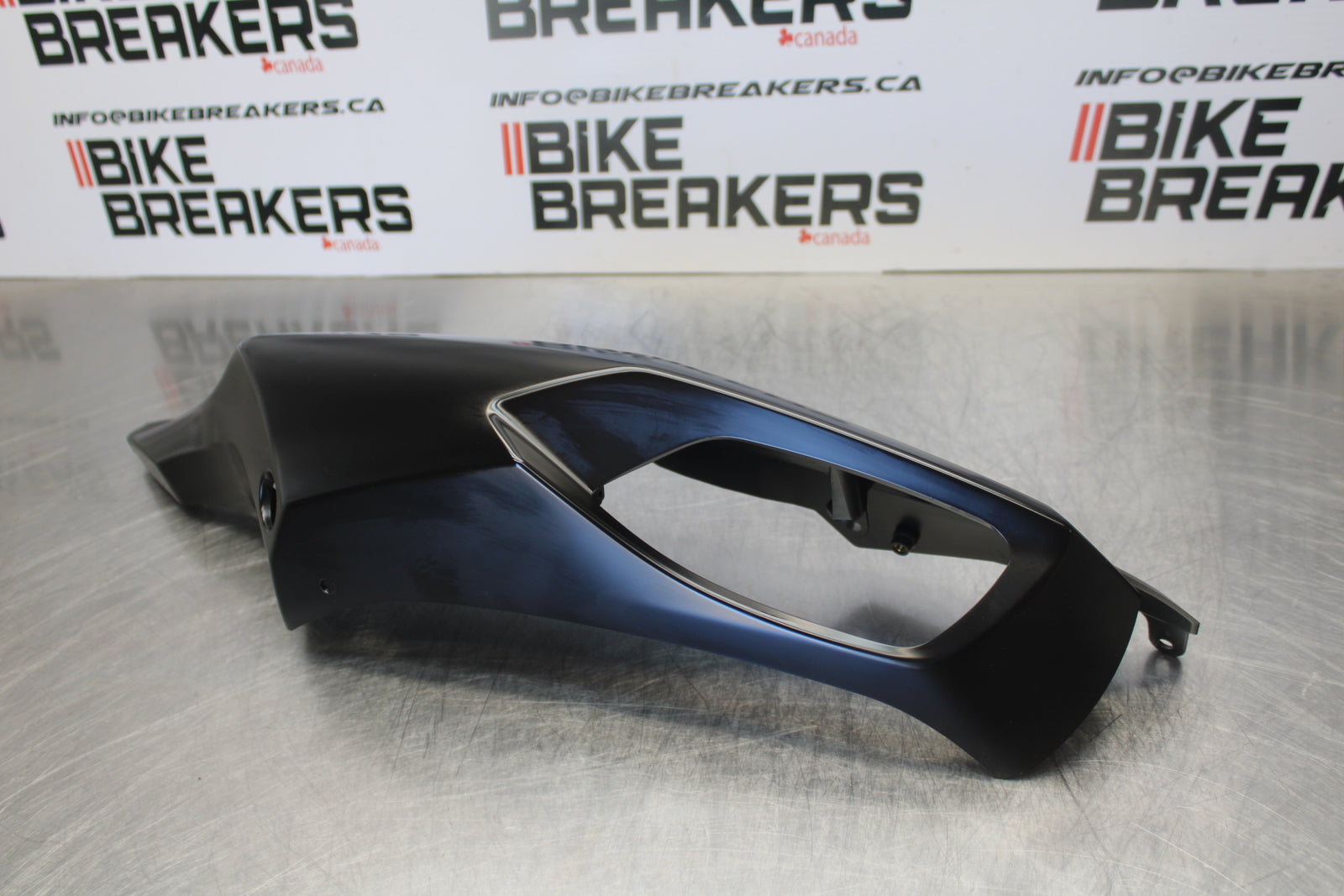 23-24 KAWASAKI NINJA ZX14R LEFT REAR BACK TAIL FAIRING COWL SHROUD BB169