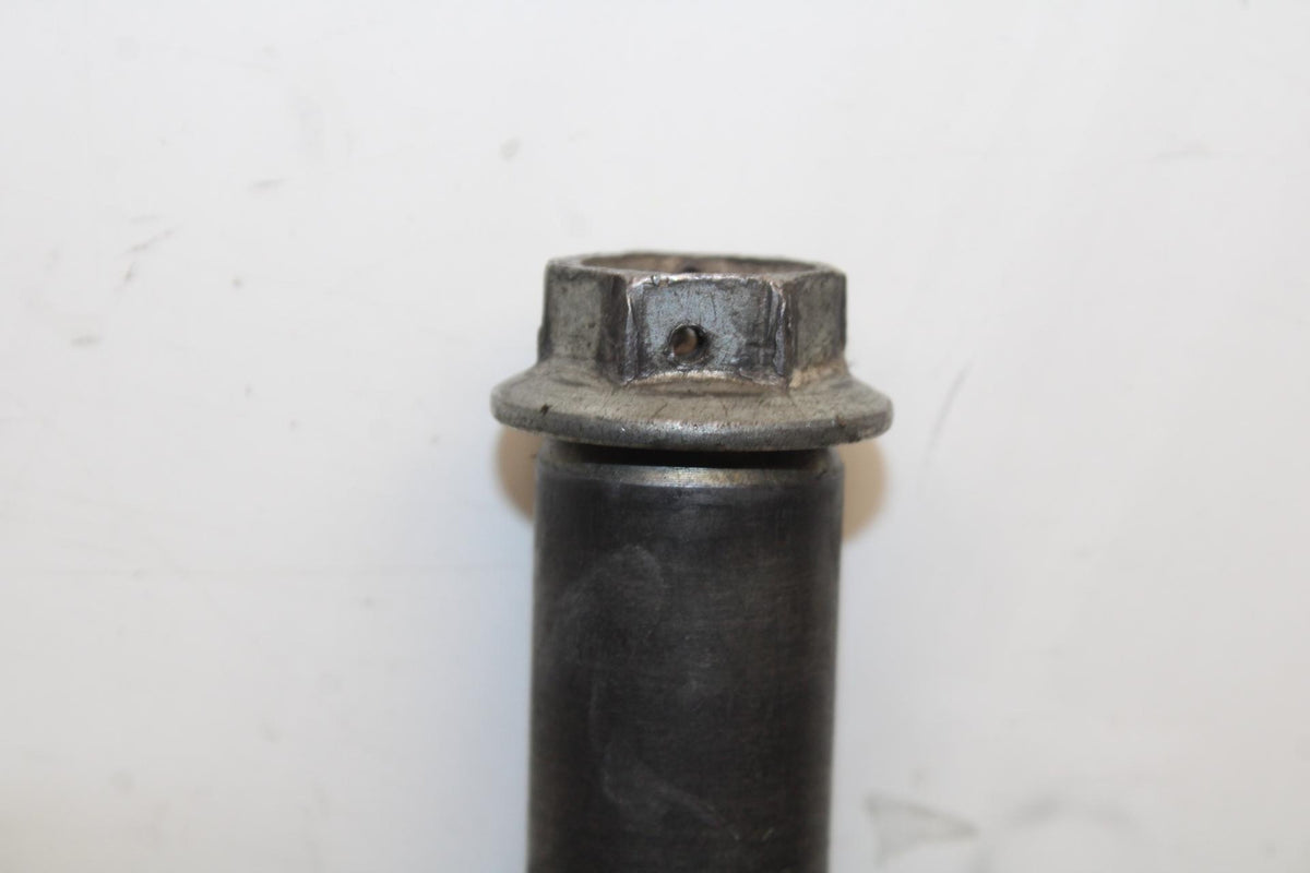 08-10 SUZUKI GSXR 600  FRONT WHEEL RIM AXLE PIVOT BOLT BB92