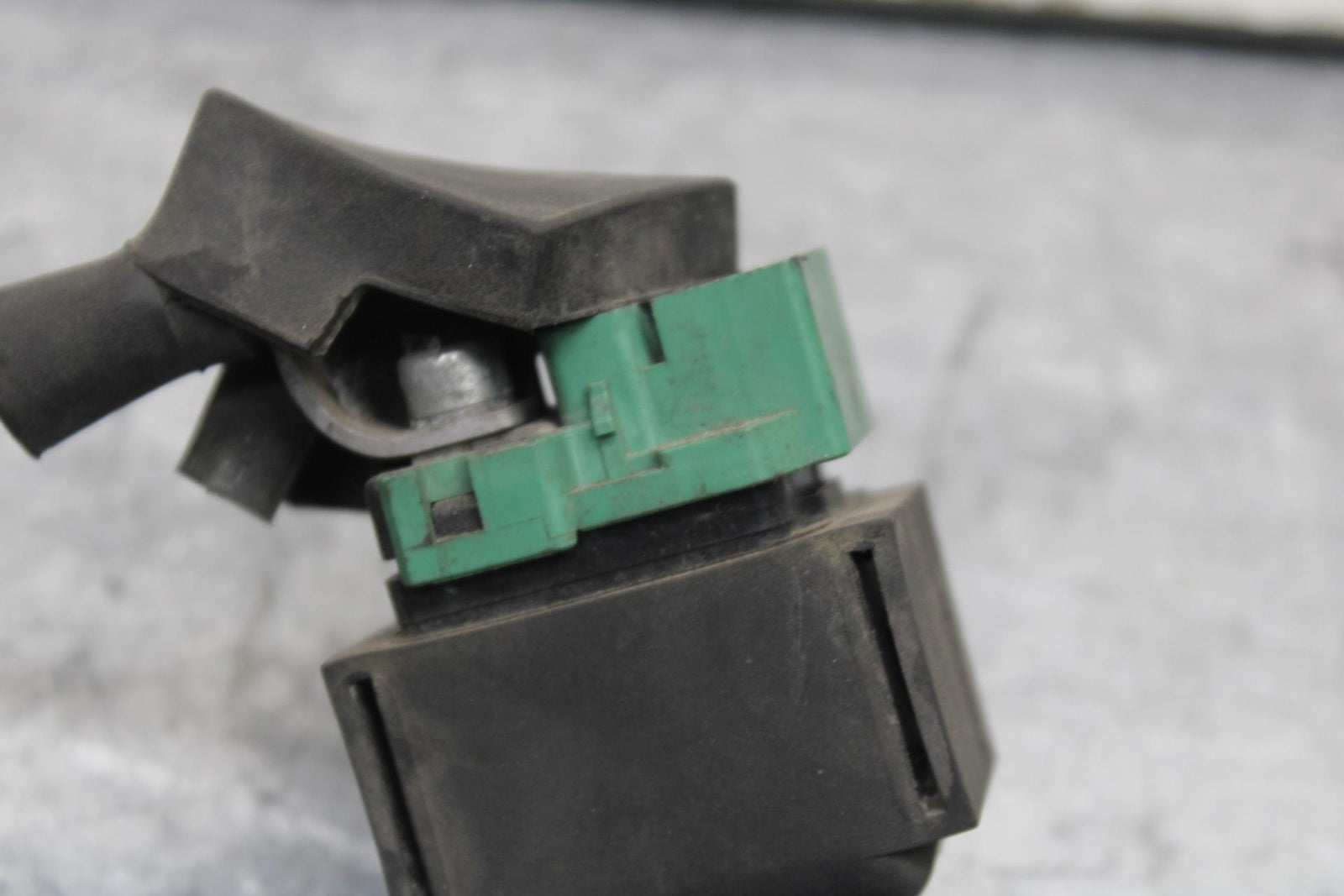 97-03 HONDA SHADOW ACE 750 ENGINE STARTER RELAY STARTING MOTOR SWITCH BB618