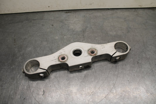 03-08 KAWASAKI VULCAN 1600 FORKS UPPER TRIPLE TREE CLAMP BB754