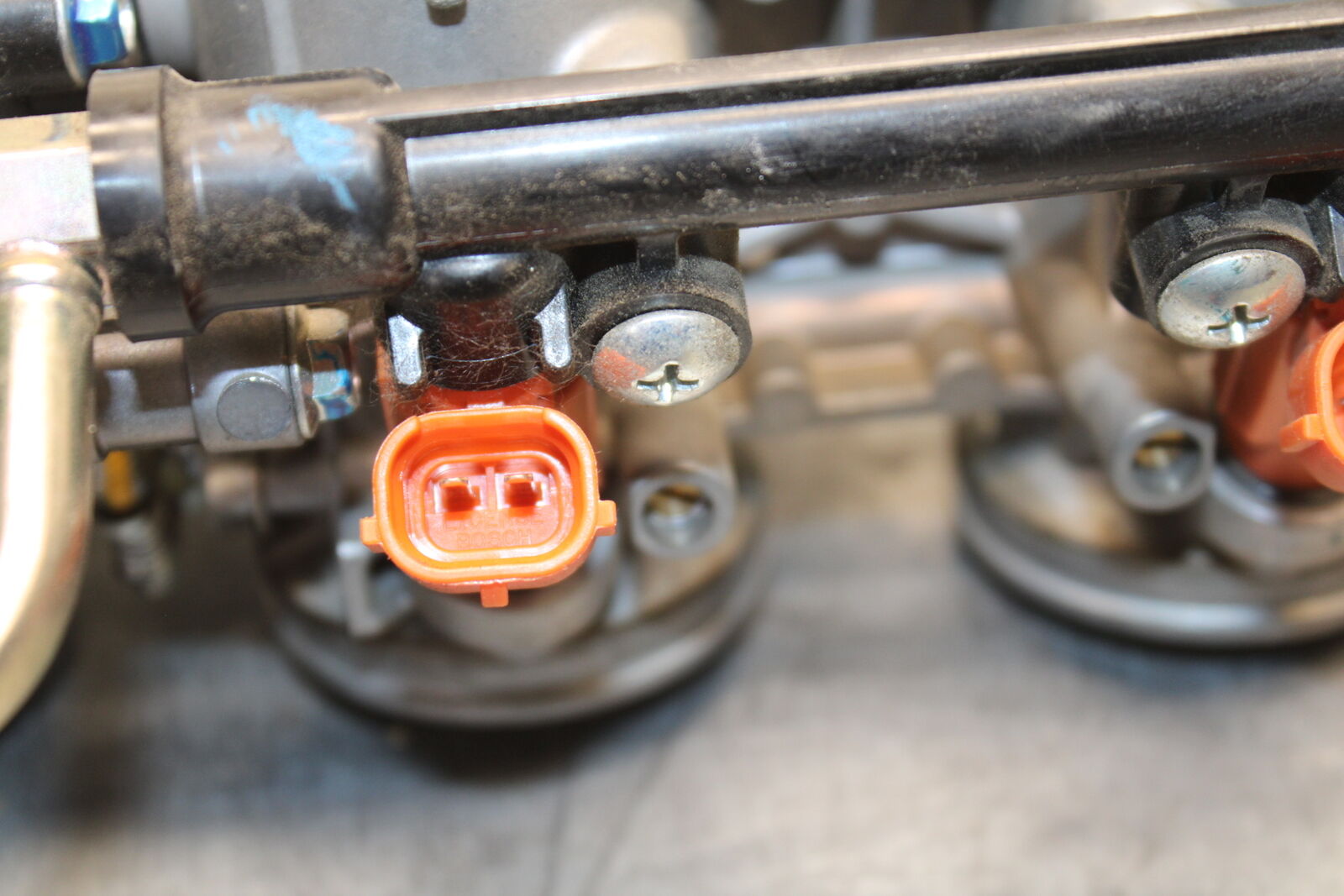 13-18 KAWASAKI NINJA ZX6R MAIN FUEL INJECTORS / THROTTLE BODIES BB682