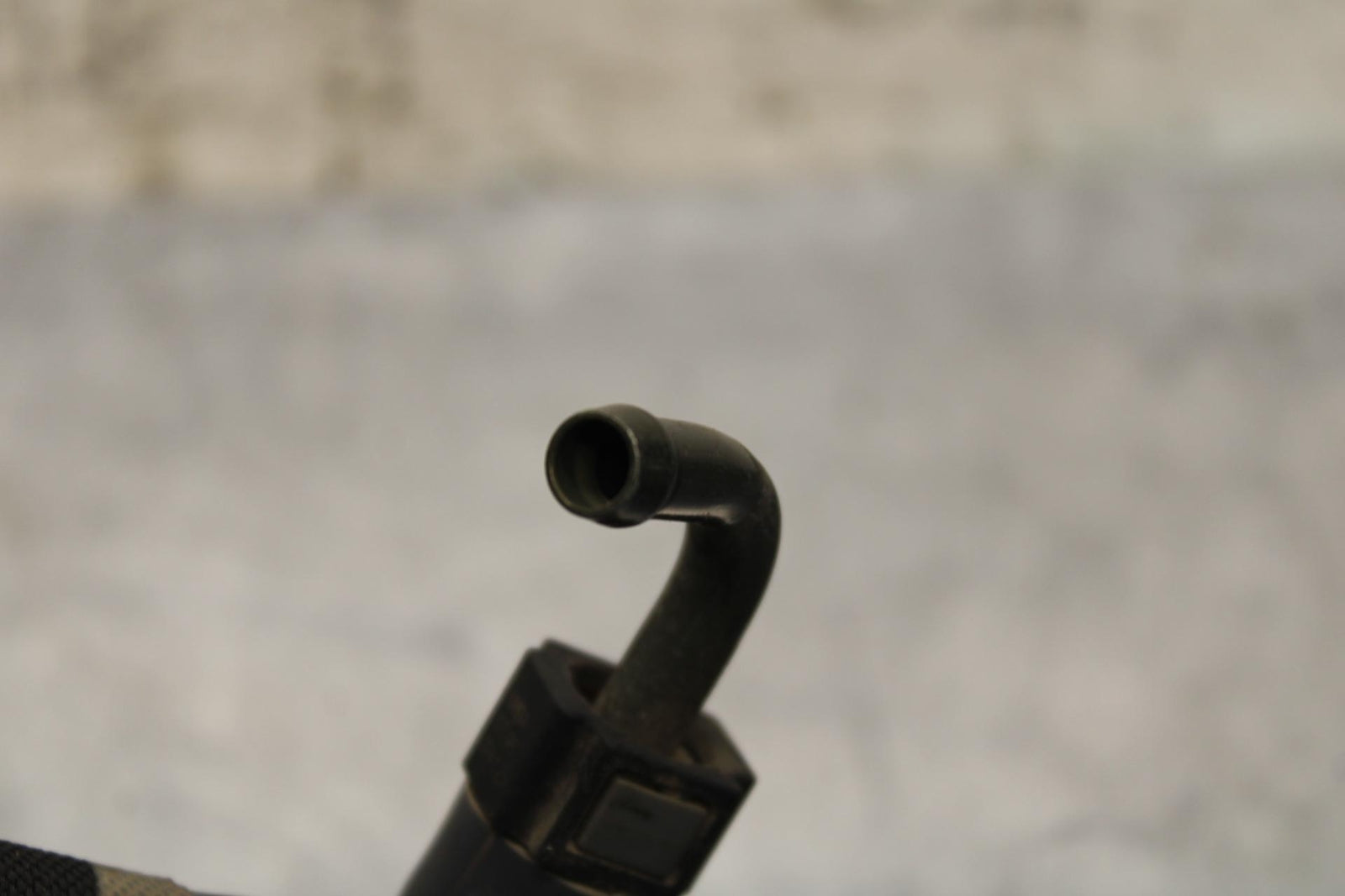 2005 Kawasaki Vulcan 1500 VN1500N Classic HOSE FUEL GAS BB576