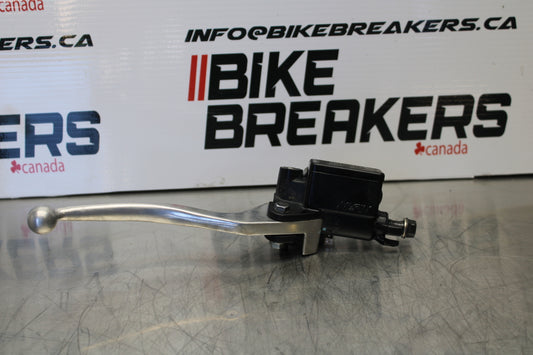 15-16 HONDA CB300F FRONT BRAKE MASTER CYLINDER w/ LEVER BB150