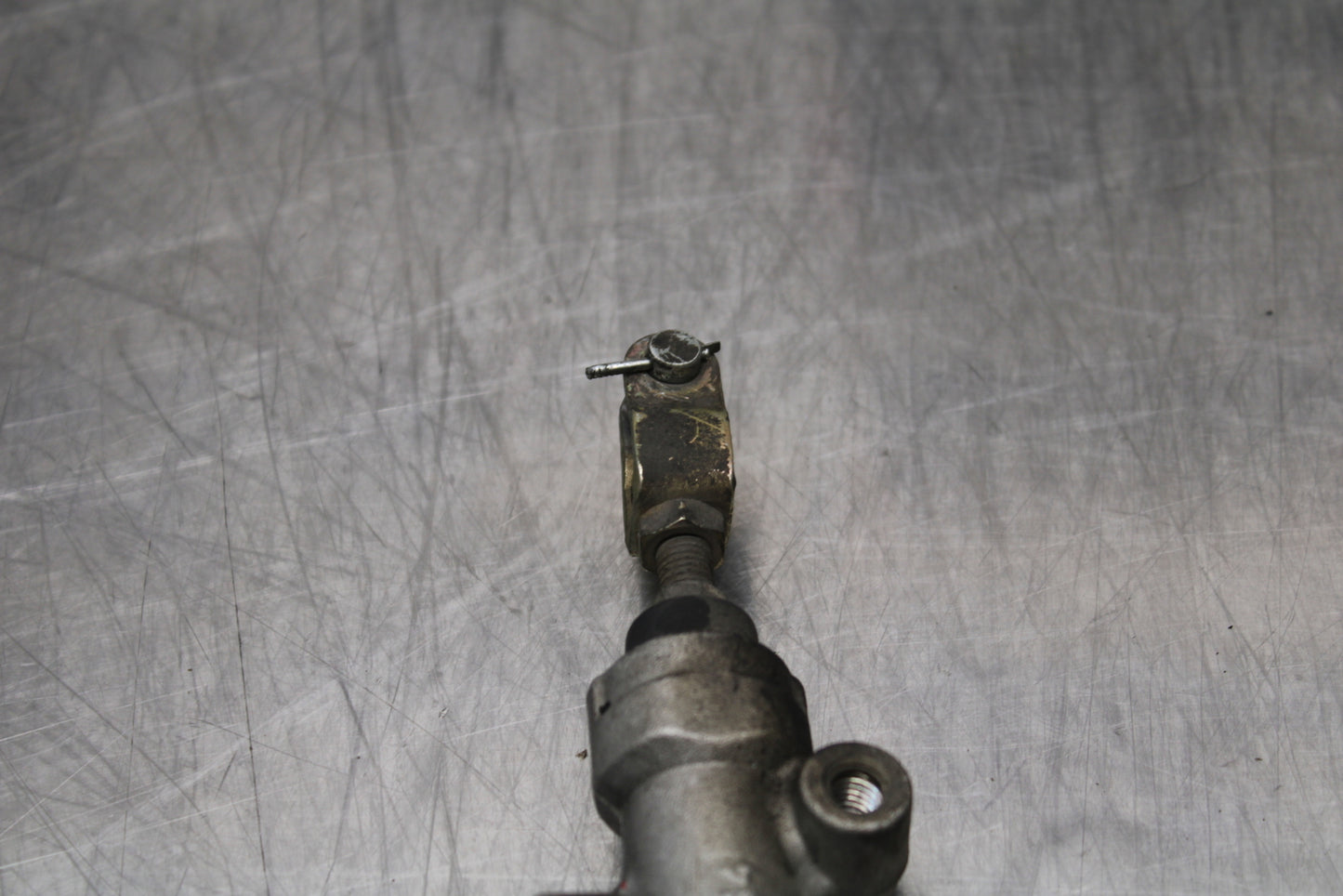 04-05 KAWASAKI NINJA ZX10R REAR BACK BRAKE MASTER CYLINDER W RESERVOIR BB163