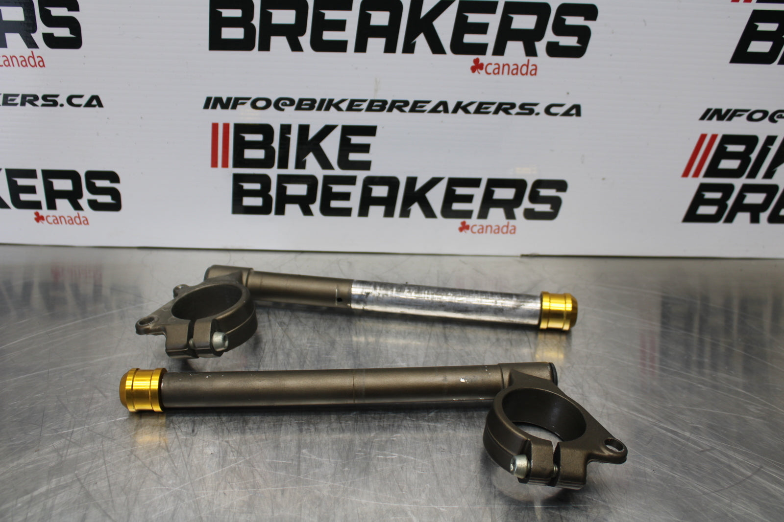 04-05 KAWASAKI NINJA ZX10R LEFT RIGHT CLIP ON ONS HANDLEBARS PAIR SET BB163