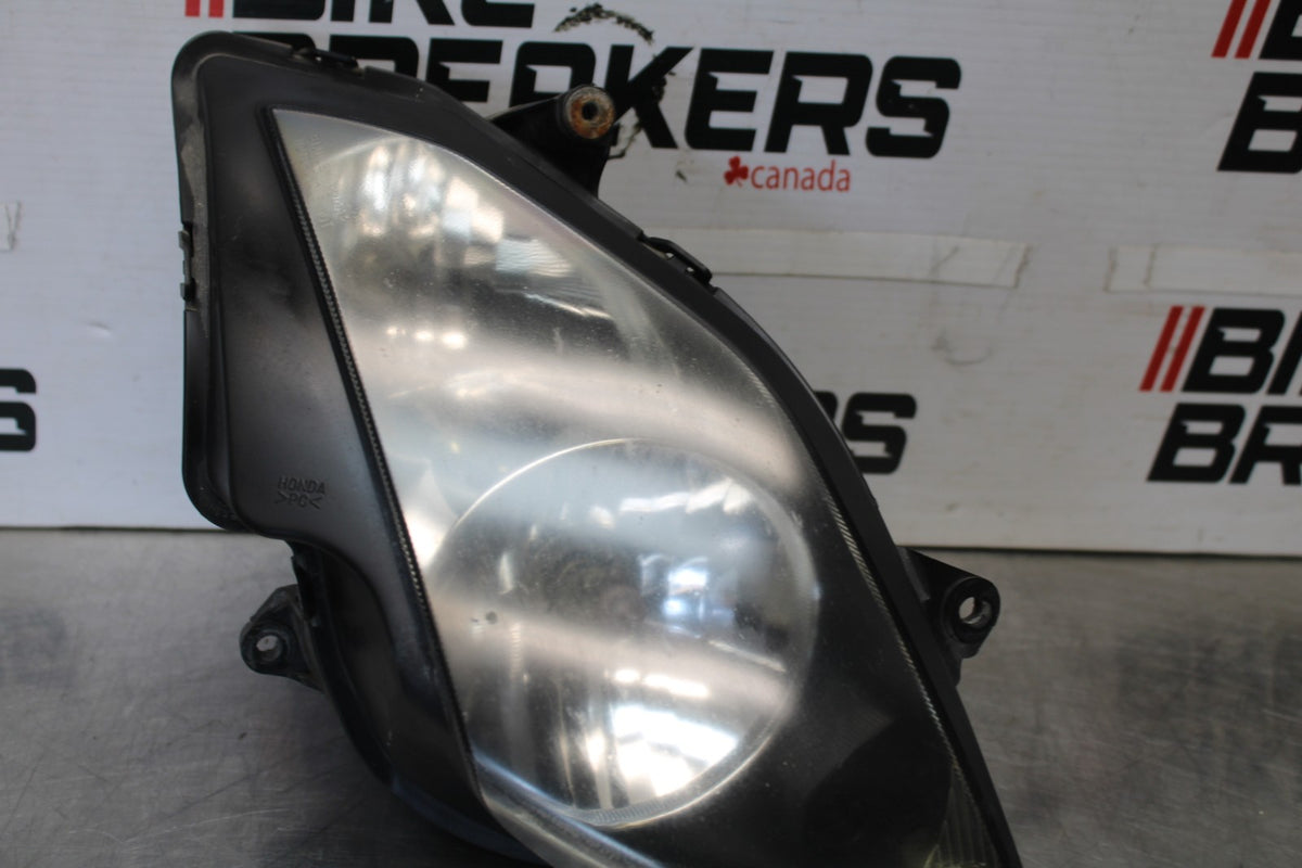 06-07 HONDA INTERCEPTOR 800 VFR800 FRONT RIGHT HEADLIGHT HEAD LIGHT LAMP BB917