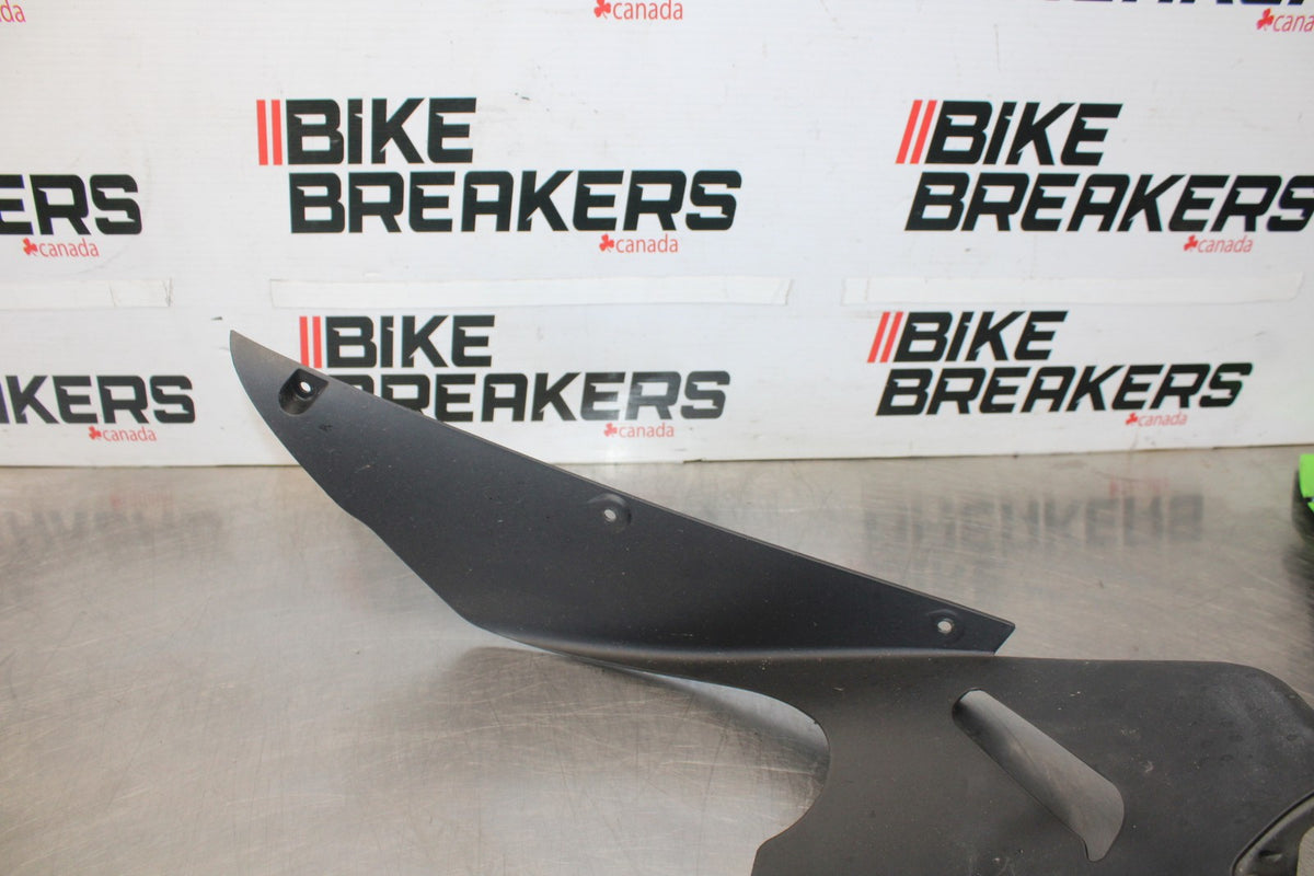 08 KAWASAKI NINJA ZX10R LOWER FRONT UPPER INNER HEADLIGHT COWL FAIRING  BB902