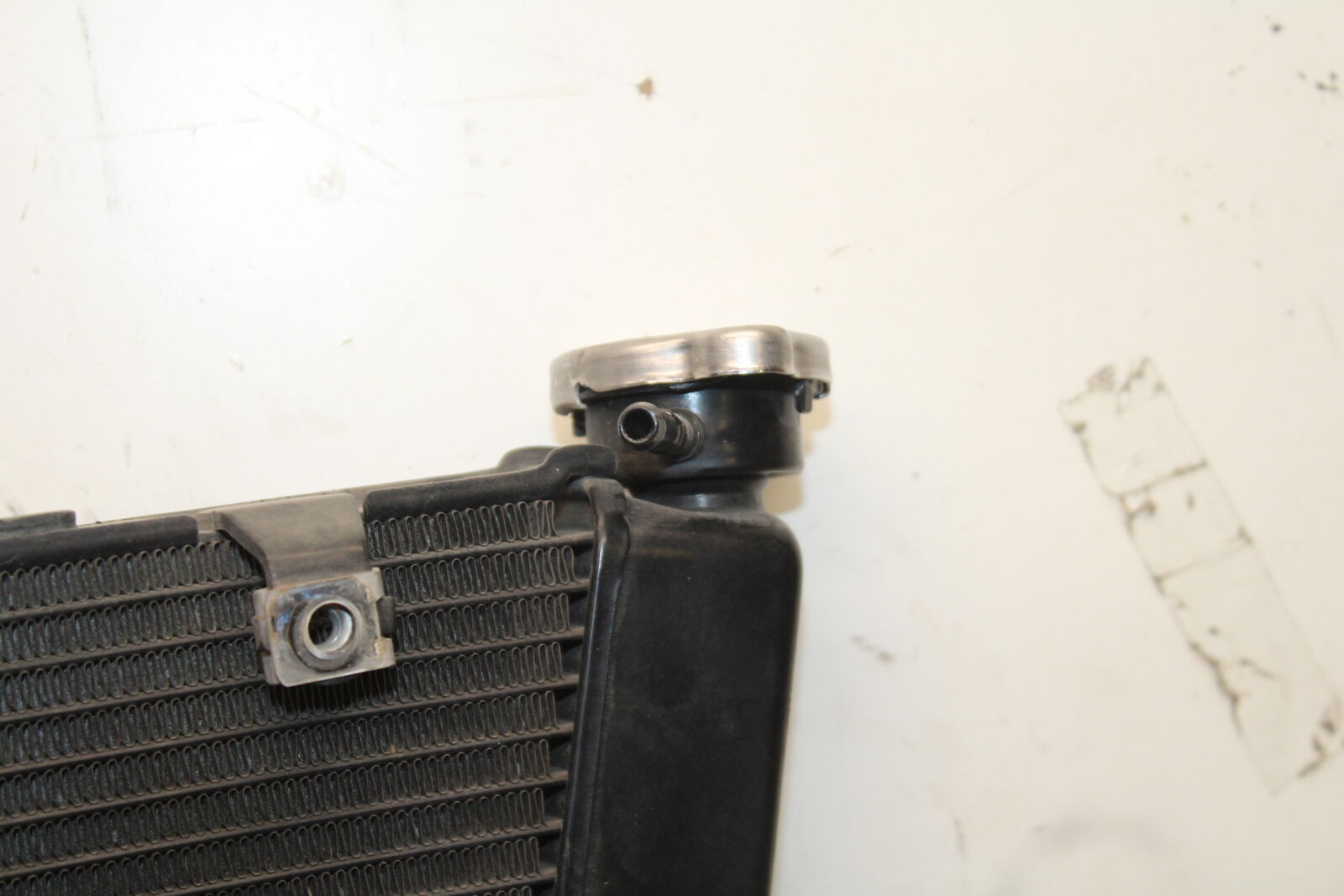 08-09 SUZUKI GSXR600 ENGINE RADIATOR MOTOR COOLER COOLING RADIATER BB728
