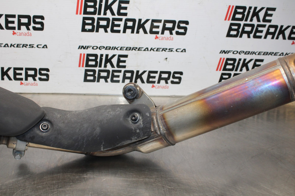 24-25 KAWASAKI NINJA ZX4R FULL EXHAUST SYSTEM HEADERS PIPE MUFFLER BB840