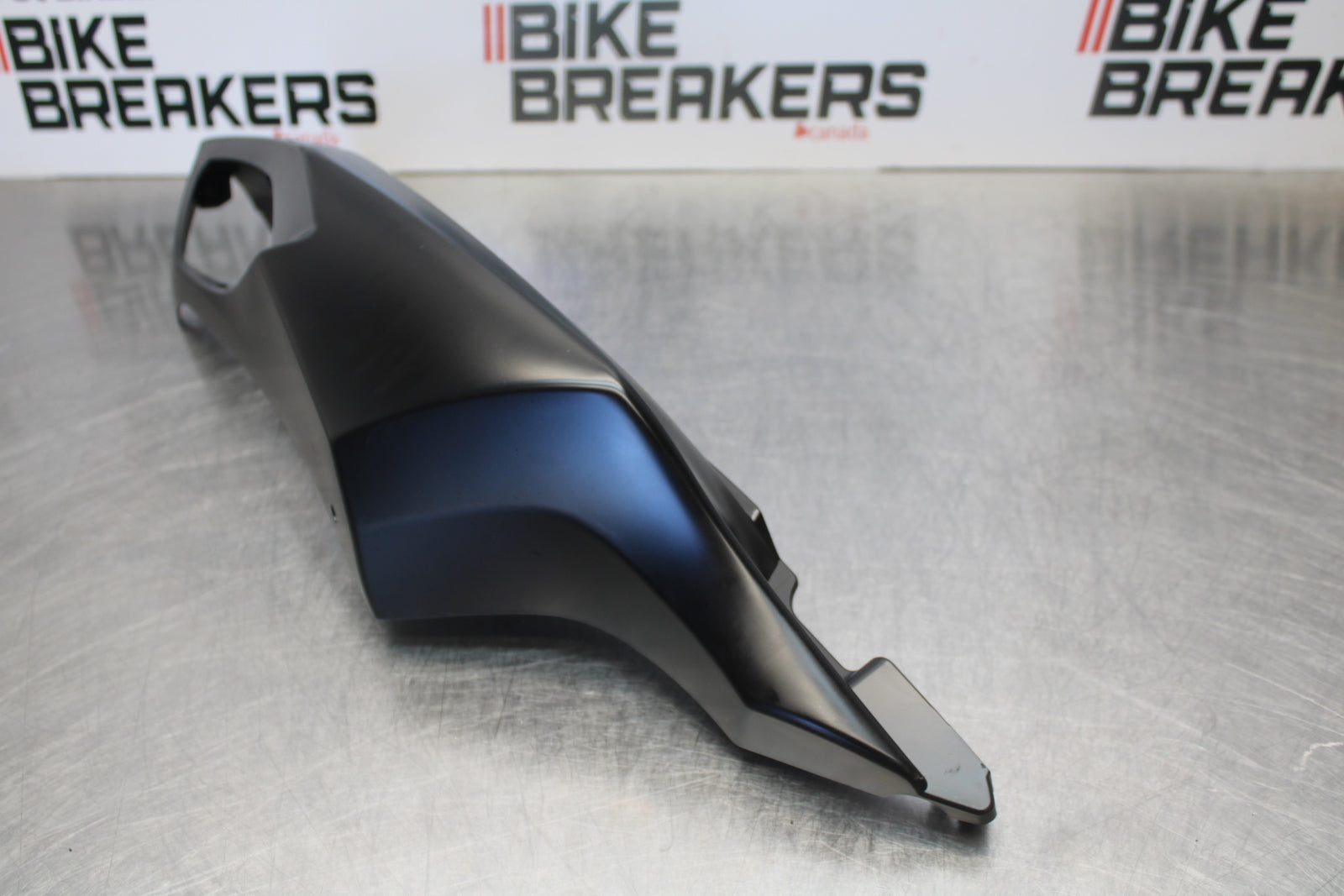 23-24 KAWASAKI NINJA ZX14R RIGHT REAR BACK TAIL FAIRING COWL SHROUD BB169