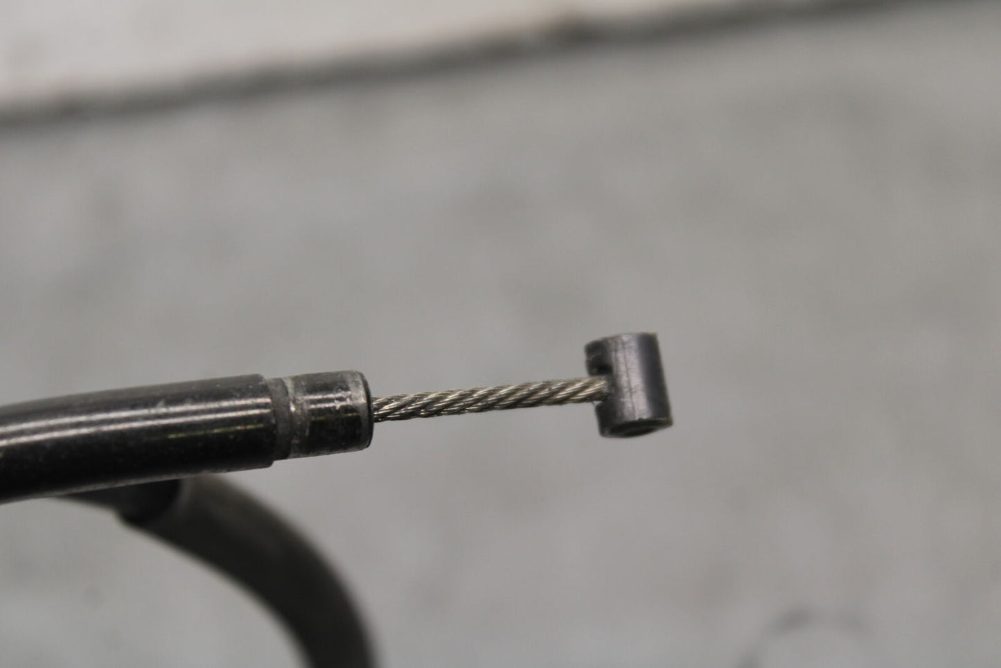 05-06 SUZUKI GSXR1000 CLUTCH CABLE LINE 58200-41G00 BB677