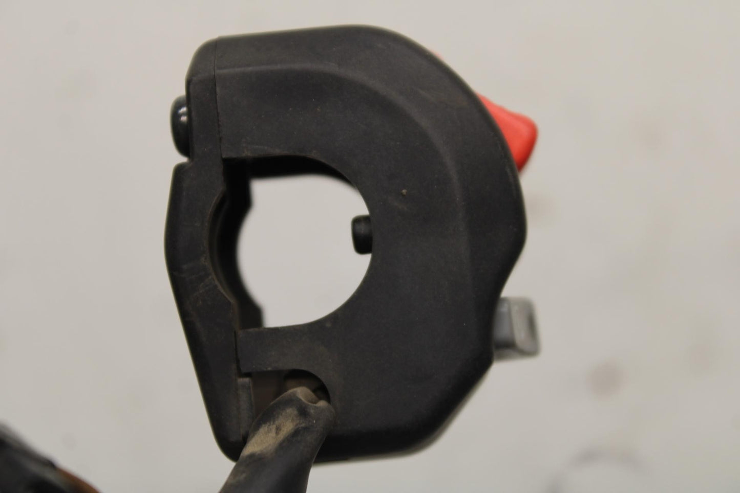 07-08 YAMAHA YZF R1 RIGHT CLIP ON HANDLE KILL OFF START SWITCH  BB575