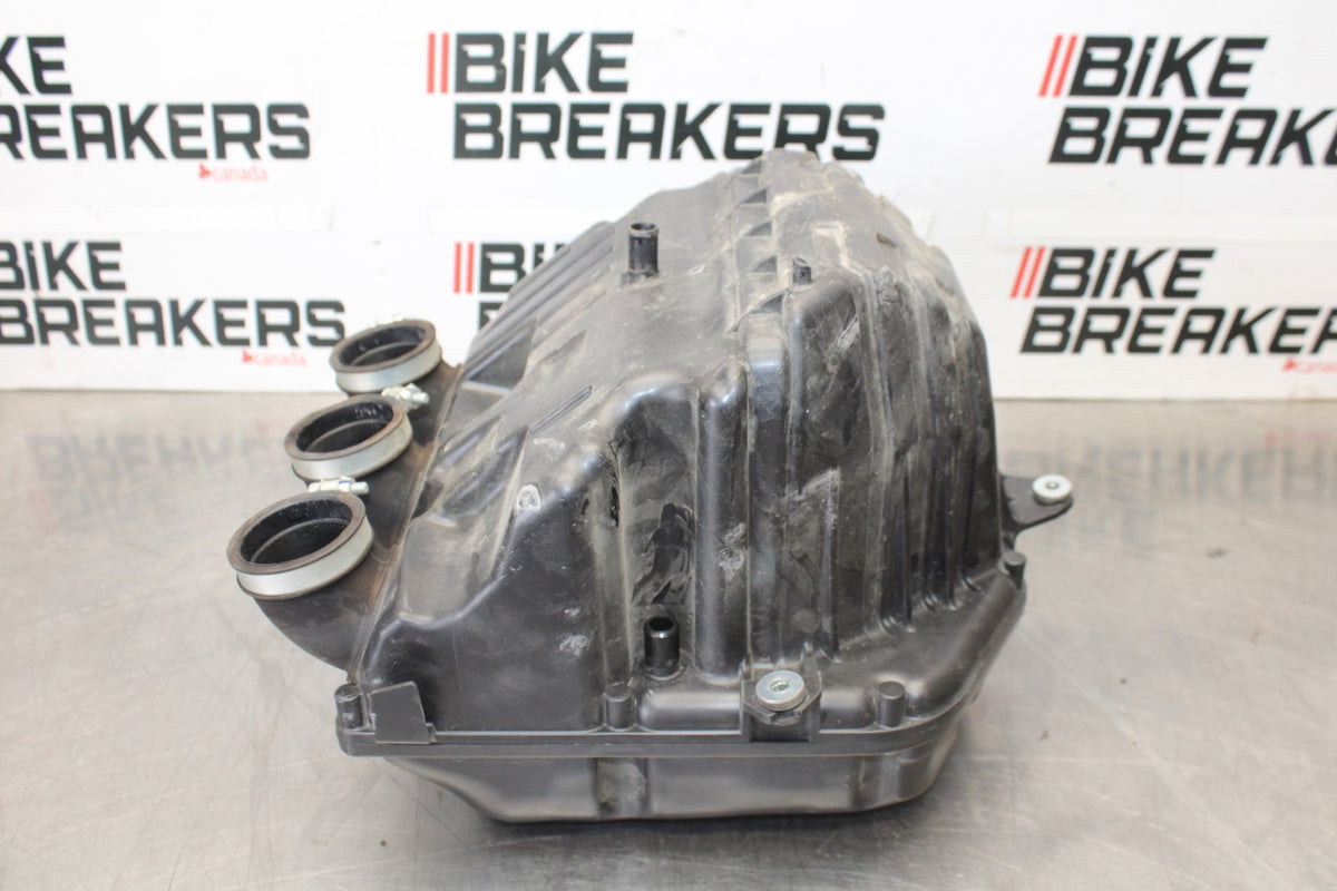 15-17 YAMAHA FJ09 AIRBOX AIR INTAKE FILTER BOX BB906