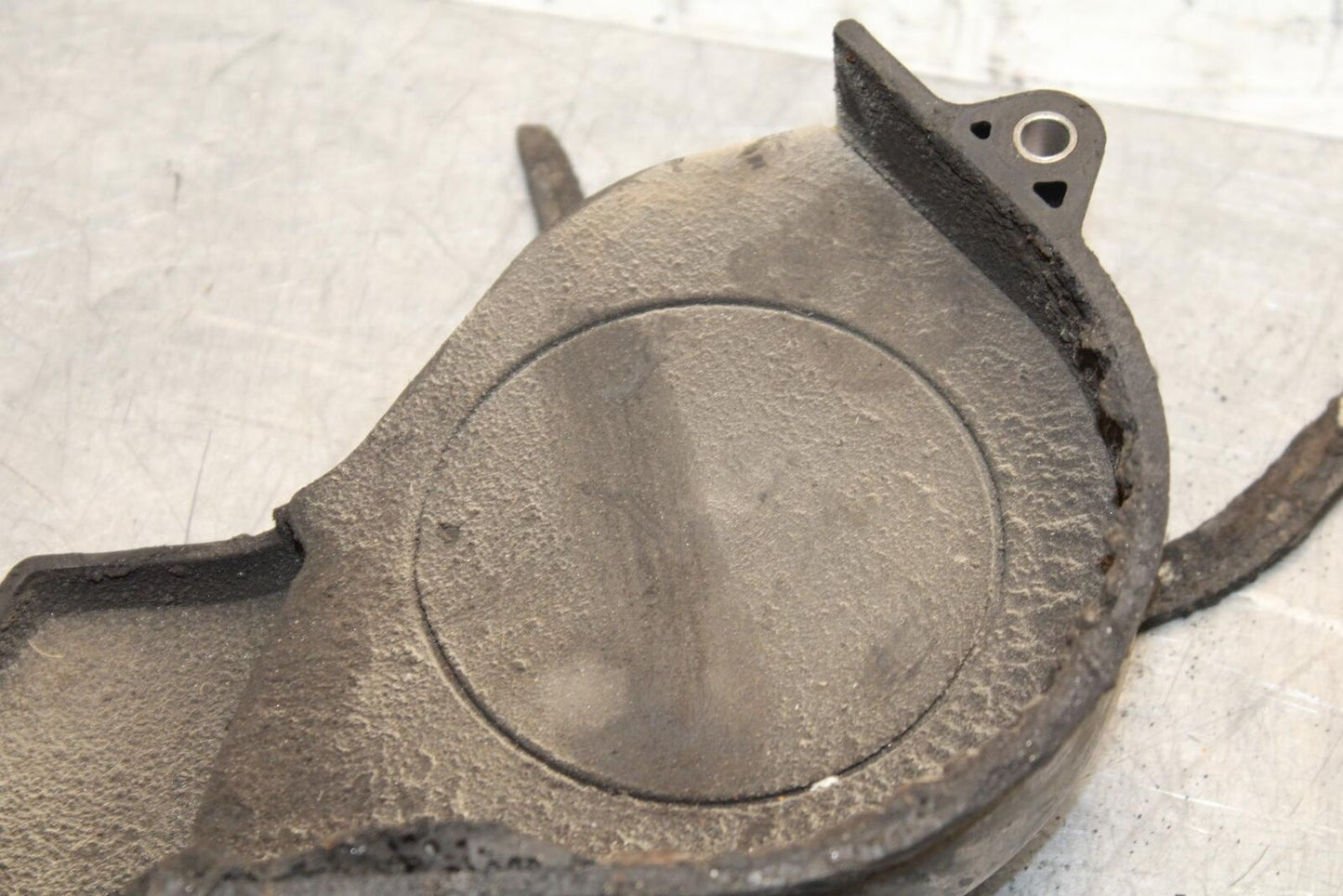 2006 Honda CBR600F4i ENGINE SPROCKET COVER 11350-MBW-000 BB567