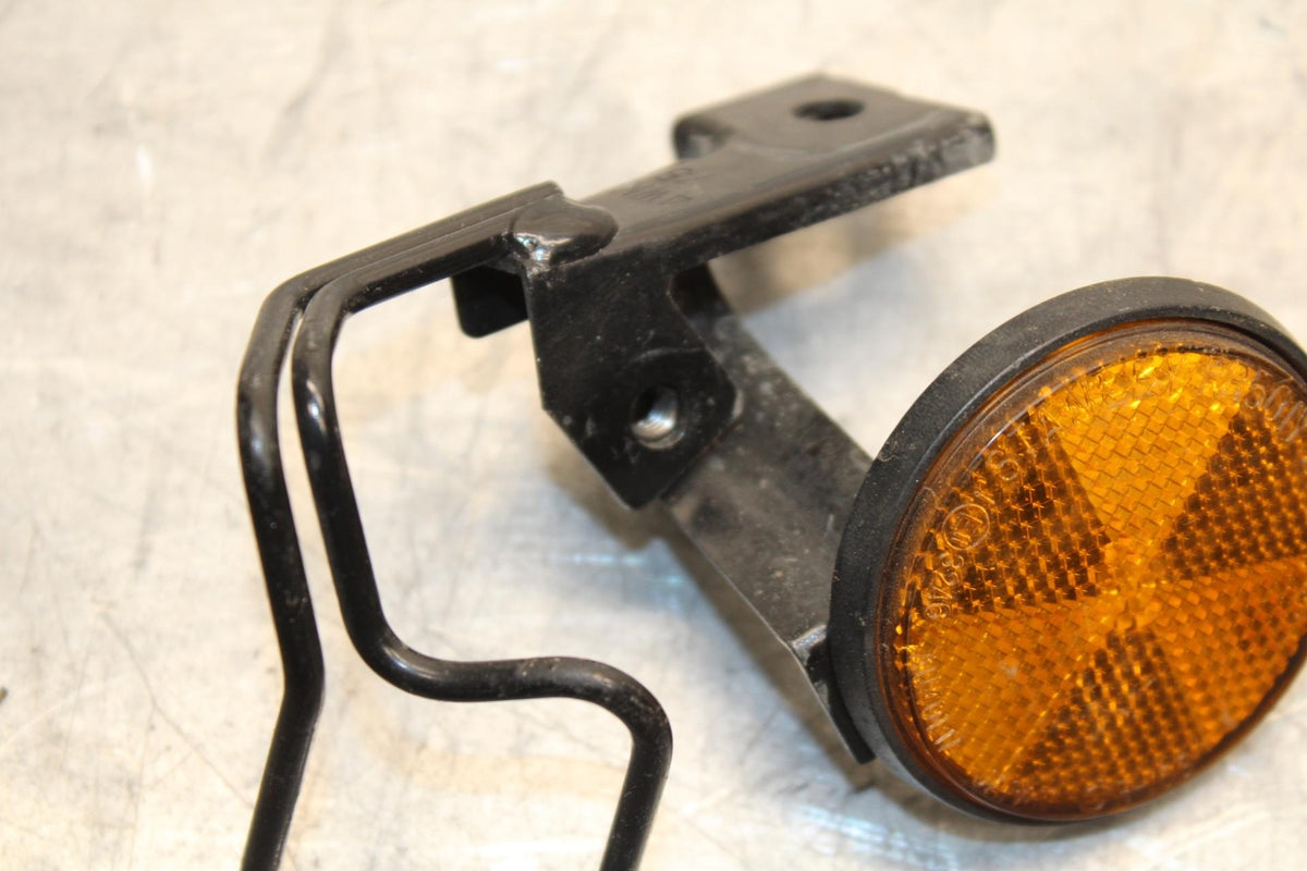 2007 Yamaha Road Star XV1700A REFLECTOR GARNISH MARKER BB562