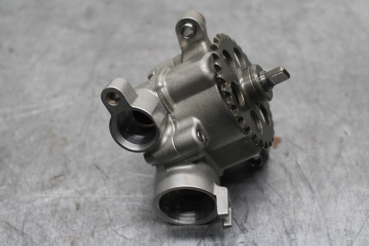 06 YAMAHA YZF R6 ENGINE MOTOR OIL PUMP BB716