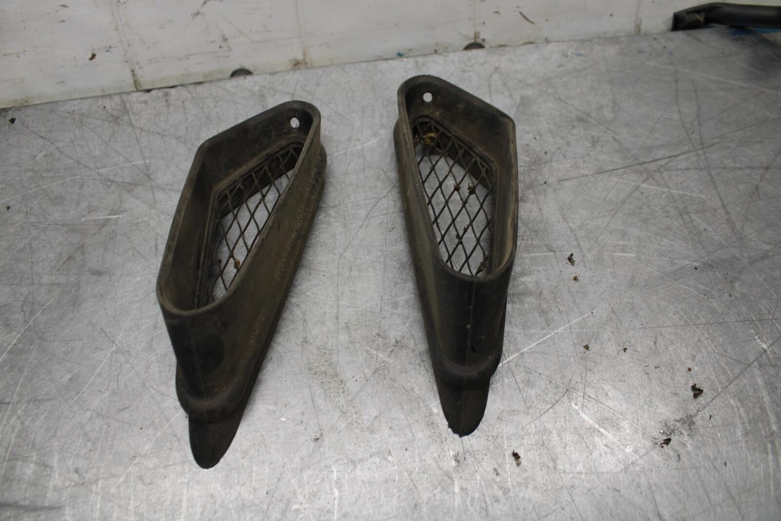 07-08 KAWASAKI CONCOURS 1400 ABS AIR INTAKE GRILL BB449