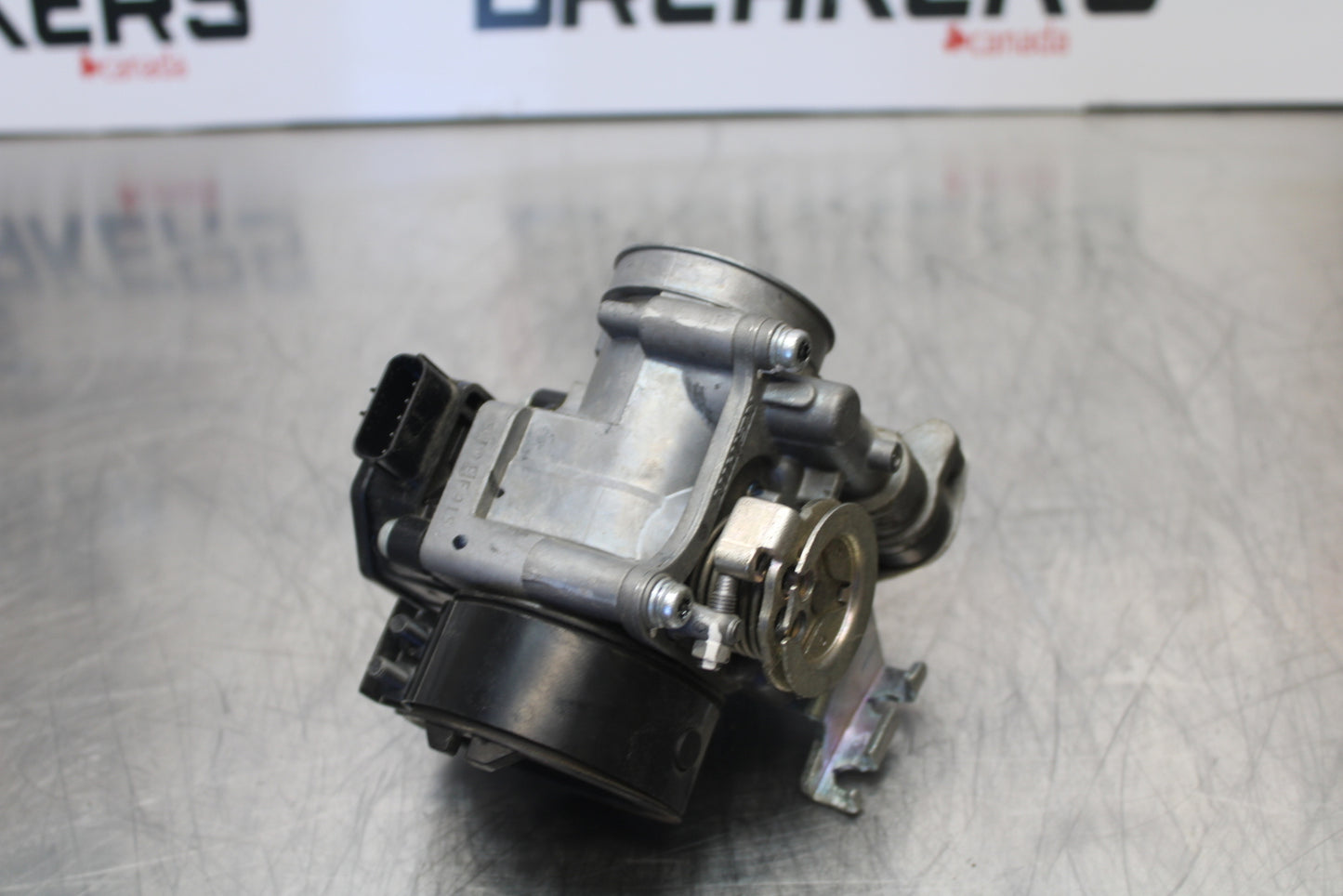 15-16 HONDA CB300F MAIN FUEL INJECTORS / THROTTLE BODIES BB150