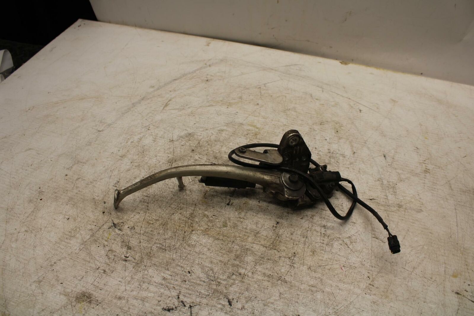 08-16 YAMAHA YZF R6 KICKSTAND SIDE KICK STAND BB365