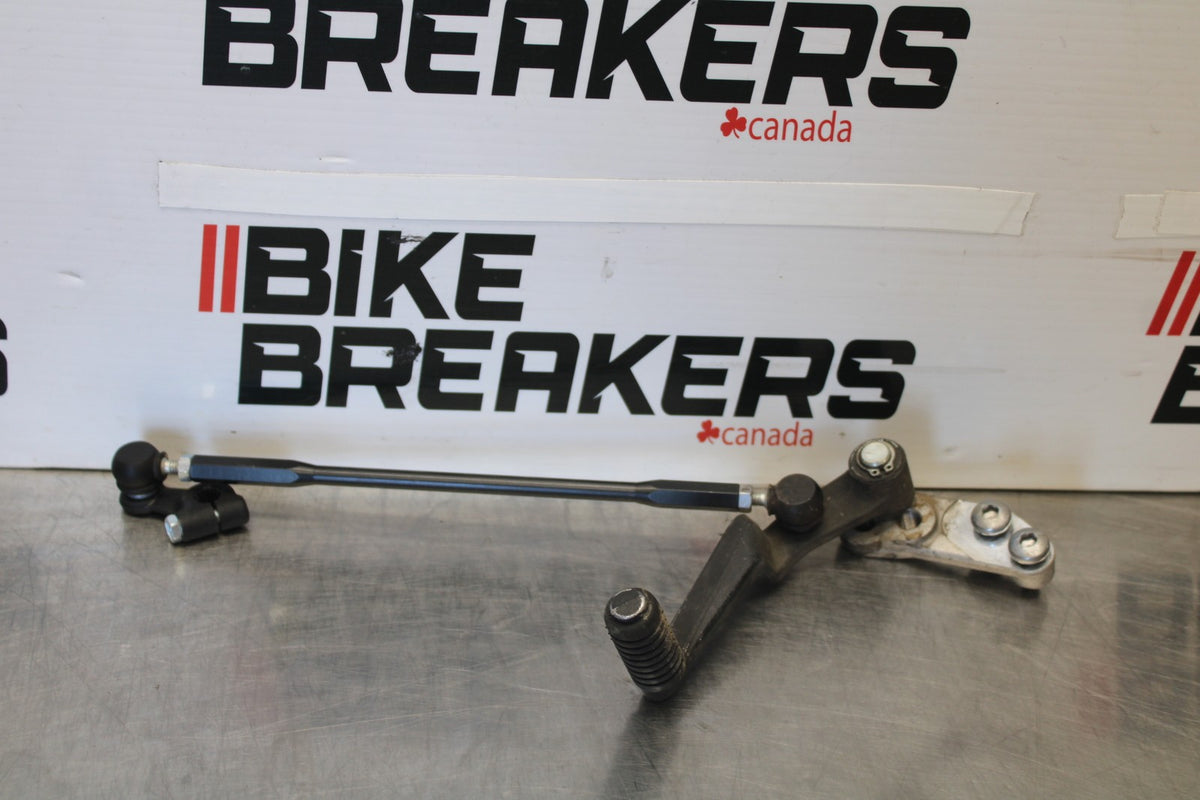 18 SUZUKI GSXR750 SHIFTER LINKAGE SHIFT LINK PEDAL BB891