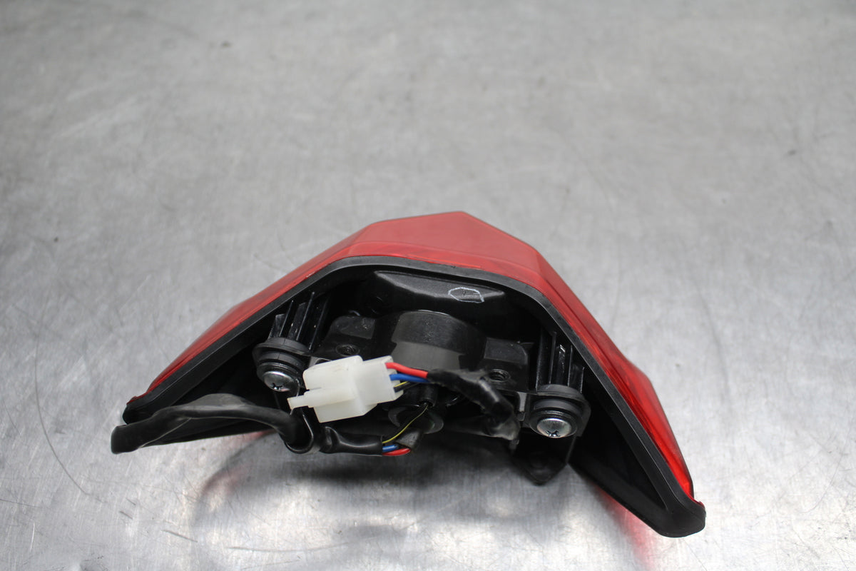 13-17 KAWASAKI NINJA 300 REAR TAIL TAILLIGHT BACK BRAKE LIGHT BB128