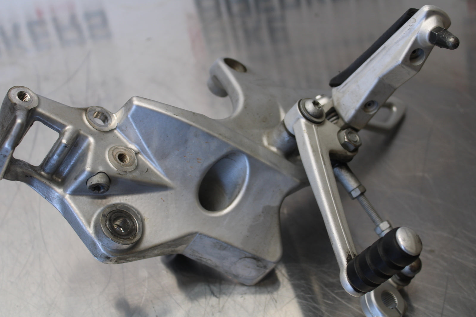 06-12 BMW F800ST LEFT REARSET REAR SET FOOT PEG W SHIFTER BB144