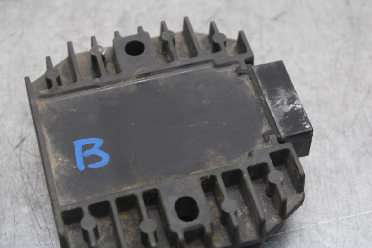 2009 Kawasaki Ninja 250R EX250J RECTIFIER VOLTAGE REGULATOR 21061-1003 BB87