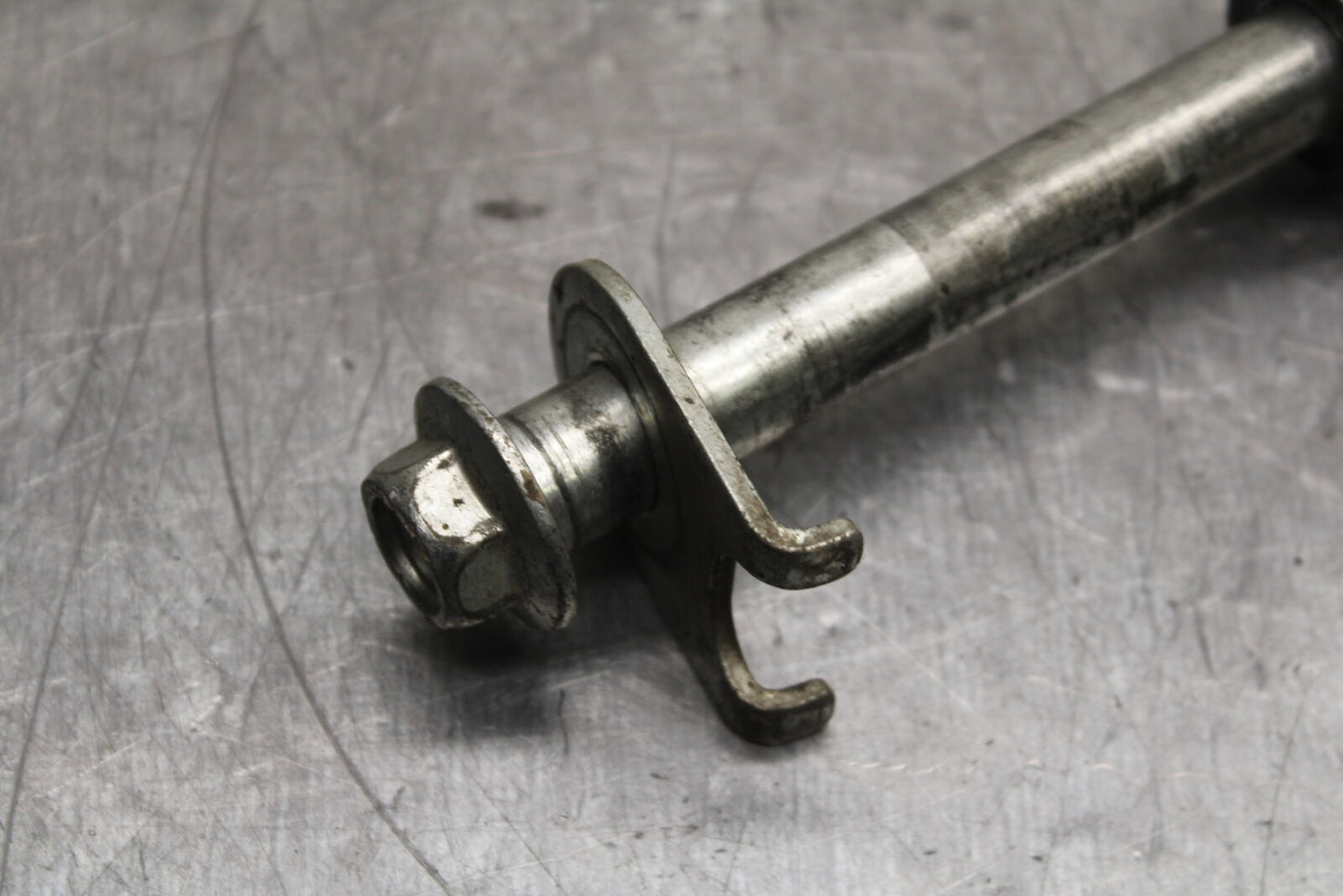15-16 HONDA CB300F REAR AXLE BACK WHEEL RIM PIVOT BOLT AXEL BB740