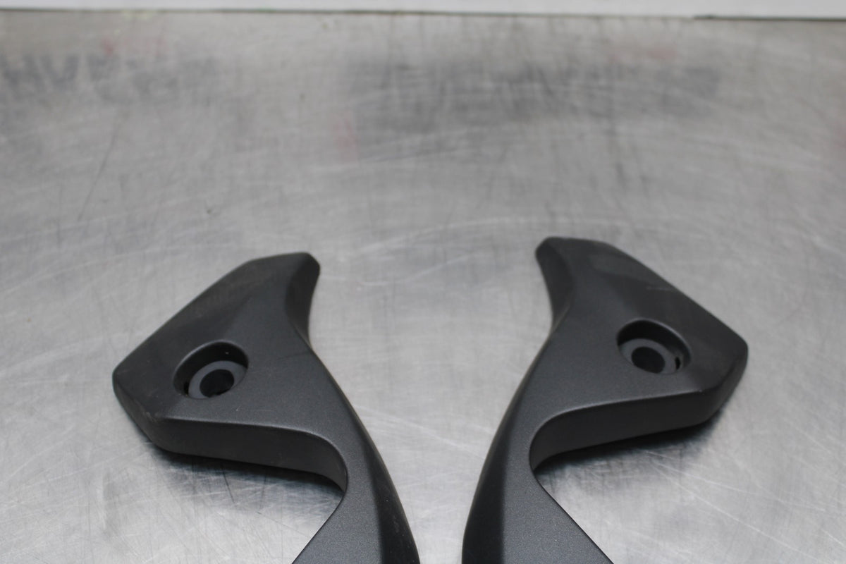 24-25 KAWASAKI ELIMINATOR 450 REAR STRUT FRAME COVER BB869