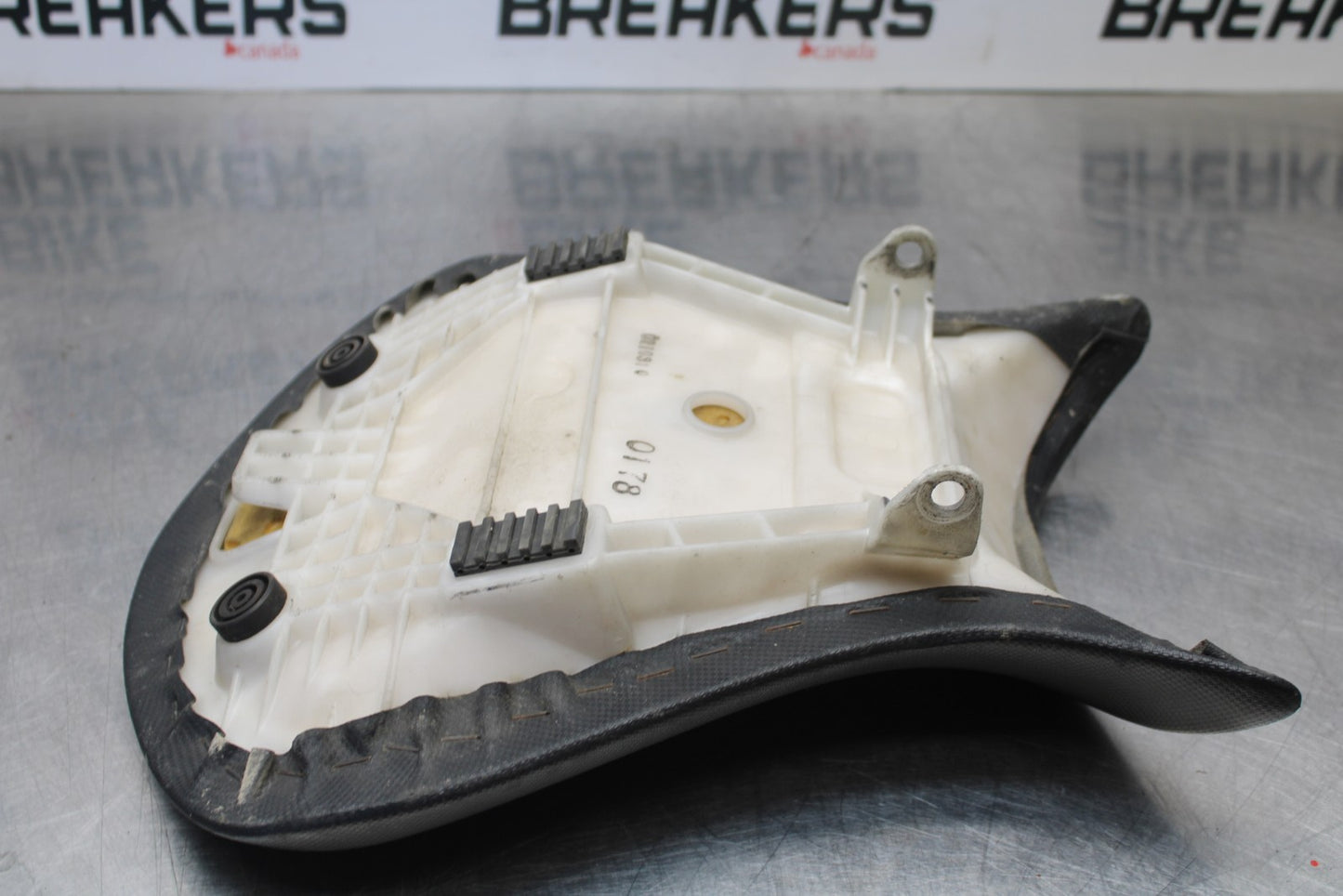 07-08 KAWASAKI NINJA ZX6R FRONT DRIVERS SEAT PAD SADDLE PILLION  BB203
