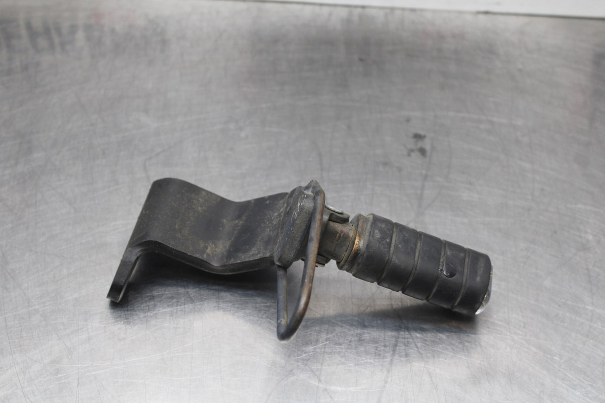 09 HONDA SHADOW 750 VT750 C2 RIGHT FRONT FOOT REST PEG STEP BB809