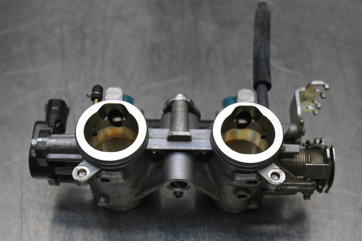 14-17 YAMAHA FZ07 MAIN FUEL INJECTORS / THROTTLE BODIES BB162