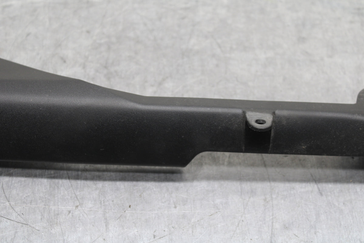 19-23 KAWASAKI NINJA ZX6R REAR BACK DRIVE CHAIN GUARD COVER SHIELD BB749