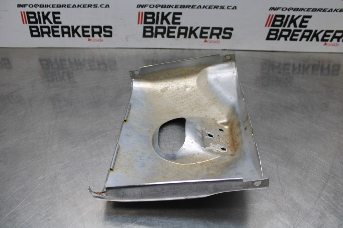 03 KAWASAKI VULCAN 1600 FRONT UPPER FAIRING NOSE WINDSHIELD COWL BB865