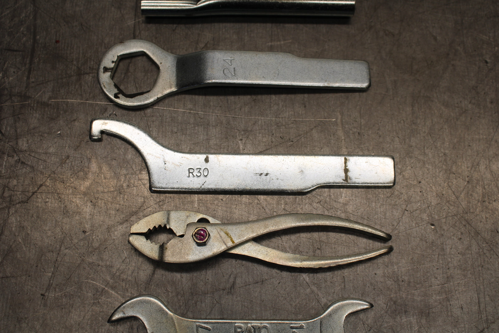 19-22 KAWASAKI Z400 STOCK TOOLS OEM TOOL BAG KIT SET BB708