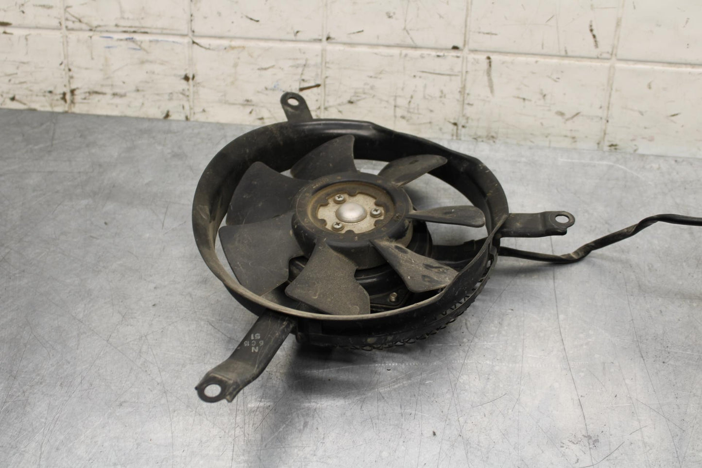 2001 Suzuki GSXR600 ENGINE RADIATOR COOLING FAN 17800-35F00 BB59
