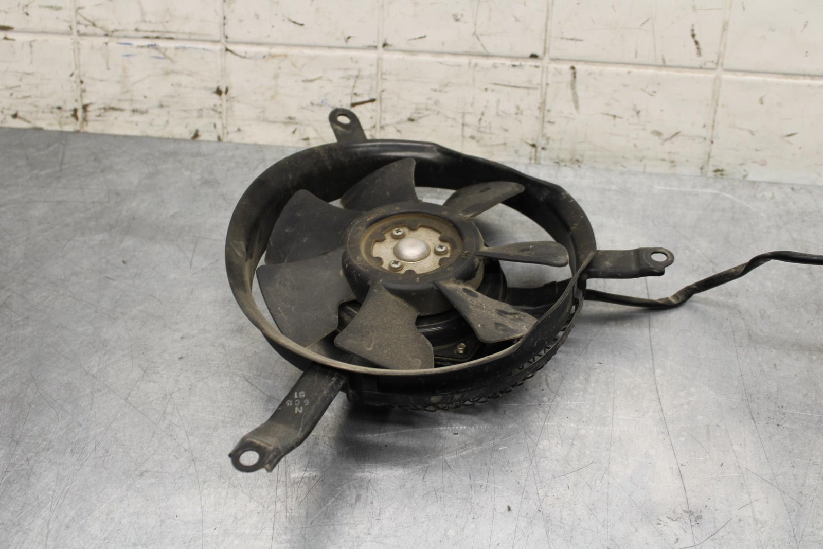 2001 Suzuki GSXR600 ENGINE RADIATOR COOLING FAN 17800-35F00 BB59