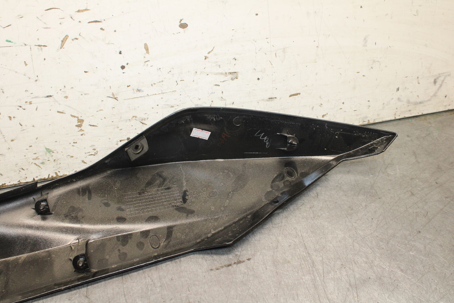 18-23 KAWASAKI NINJA 400 EX400 ABS LEFT REAR BACK TAIL FAIRING COWL SHROUD BB747