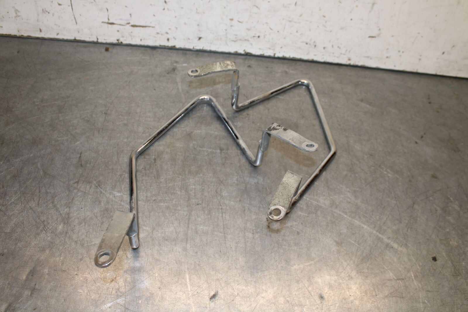 87-03 SUZUKI INTRUDER 1400 VS1400GLP PASSENGER SEAT GRAB BAR HANDLE SET  BB702