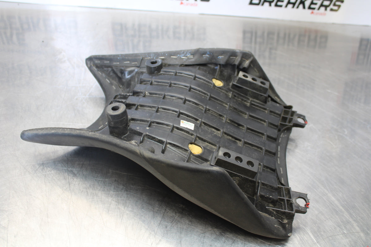 15-16 HONDA CB300F FRONT DRIVERS SEAT PAD SADDLE PILLION BB150