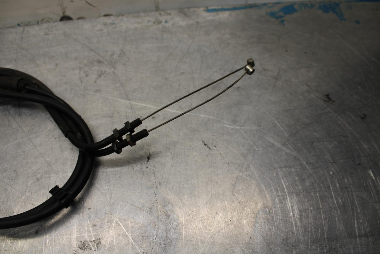 06-07 TRIUMPH DAYTONA 675 DAYTONA 675 THROTTLE CABLES LINES BB441