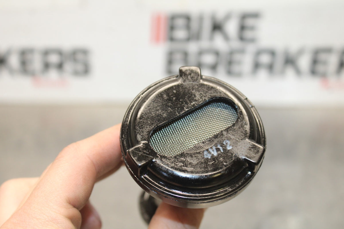 25 KAWASAKI Z900 ENGINE INNER OIL FILTER PICKUP SCREEN BB928