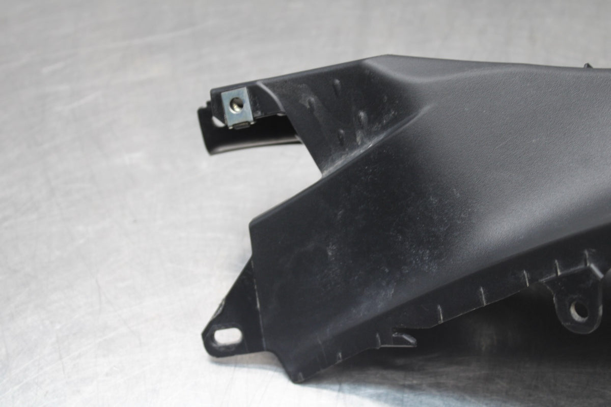 22-25 YAMAHA YZF R7 LEFT REAR BACK TAIL FAIRING COWL SHROUD BB850