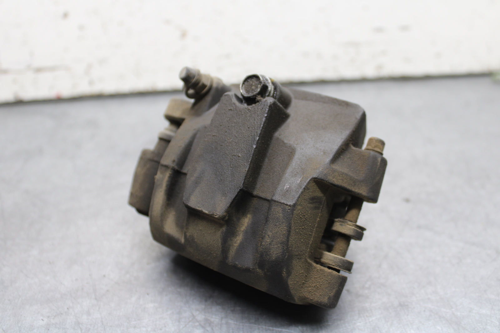 16-17 KAWASAKI VULCAN S 650 EN650 ABS RIGHT FRONT BRAKE CALIPER BB731