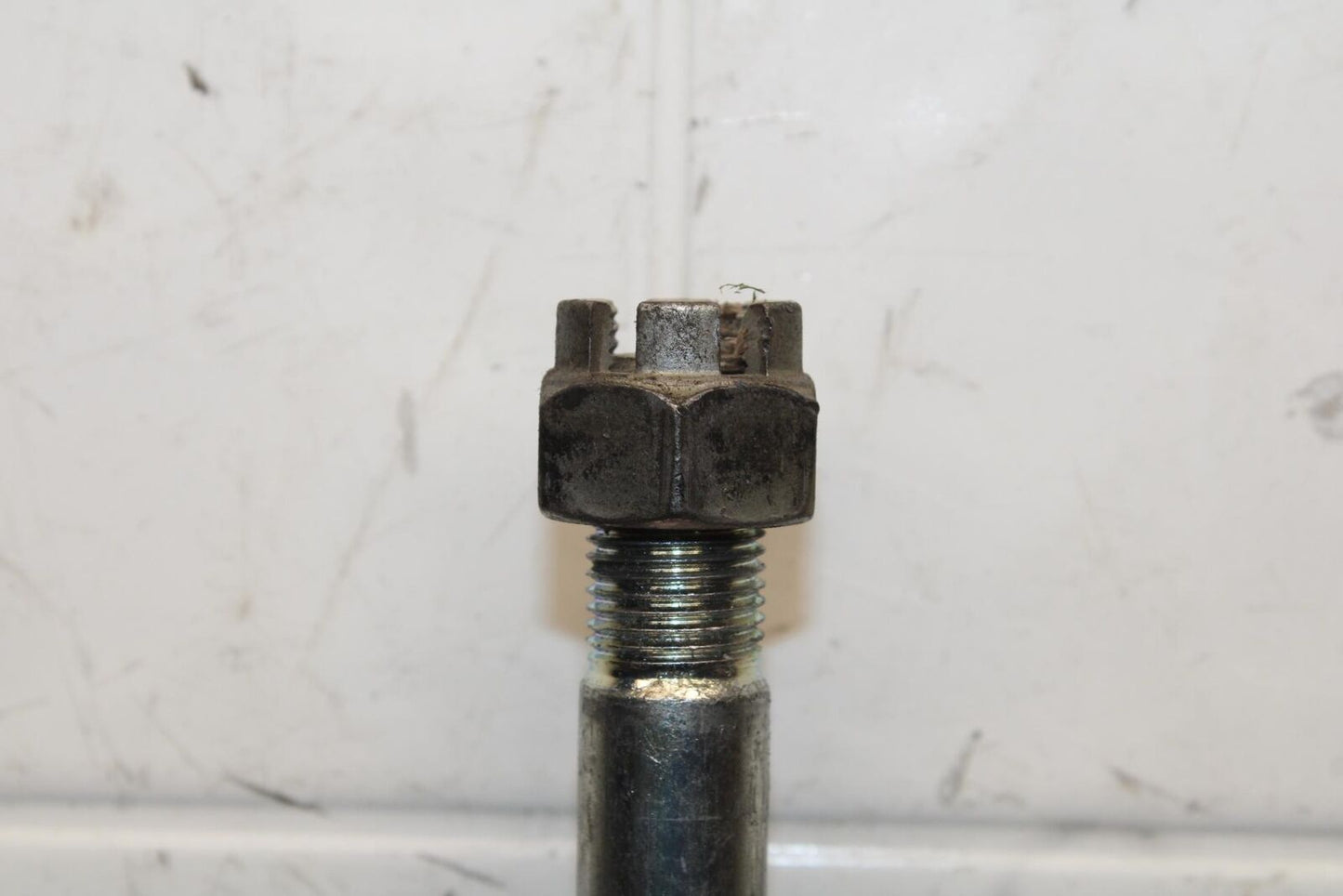 19-22 KAWASAKI Z400 REAR AXLE BACK WHEEL RIM PIVOT BOLT AXEL BB586