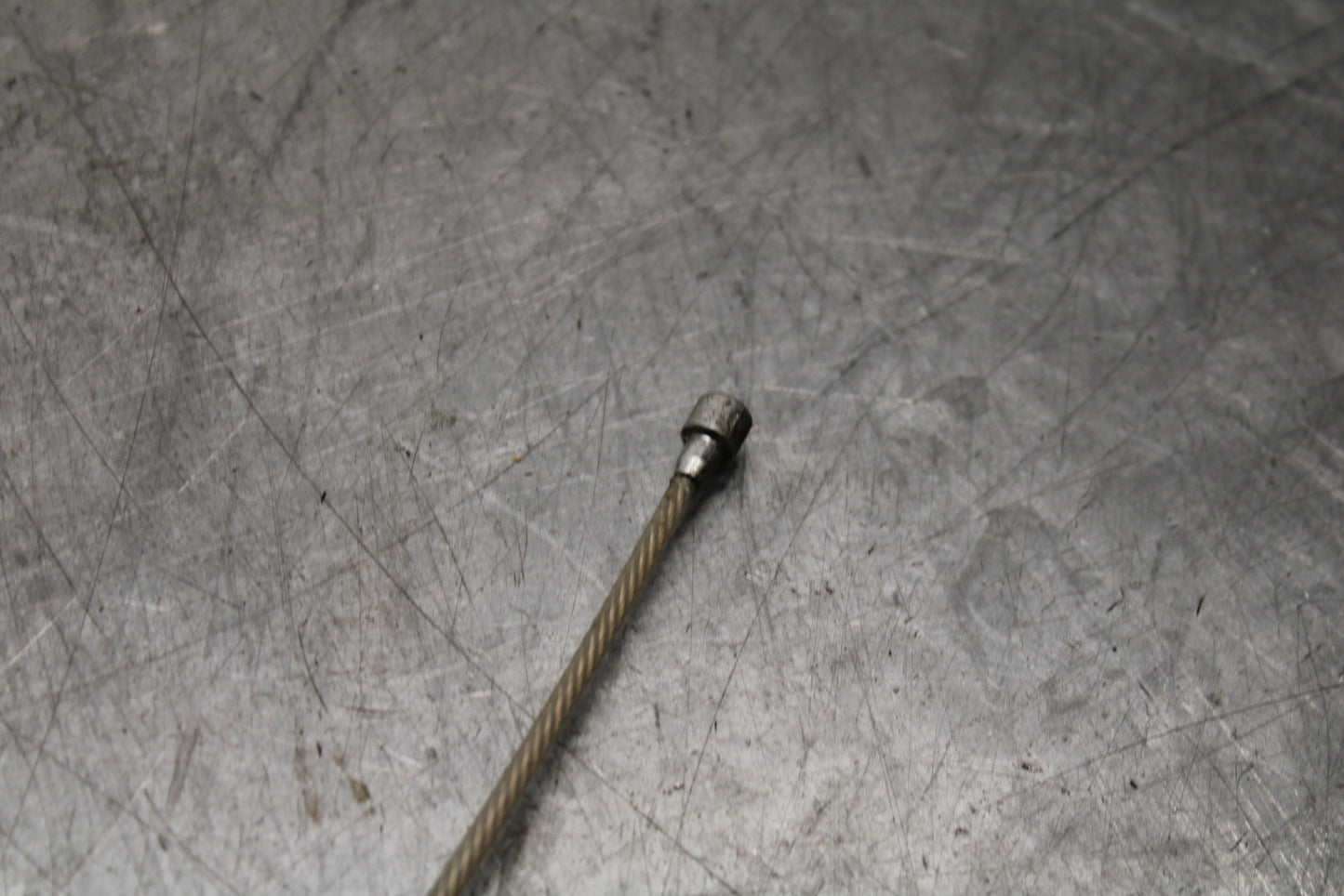 04-05 YAMAHA YZF R1 CLUTCH CABLE LINE BB131