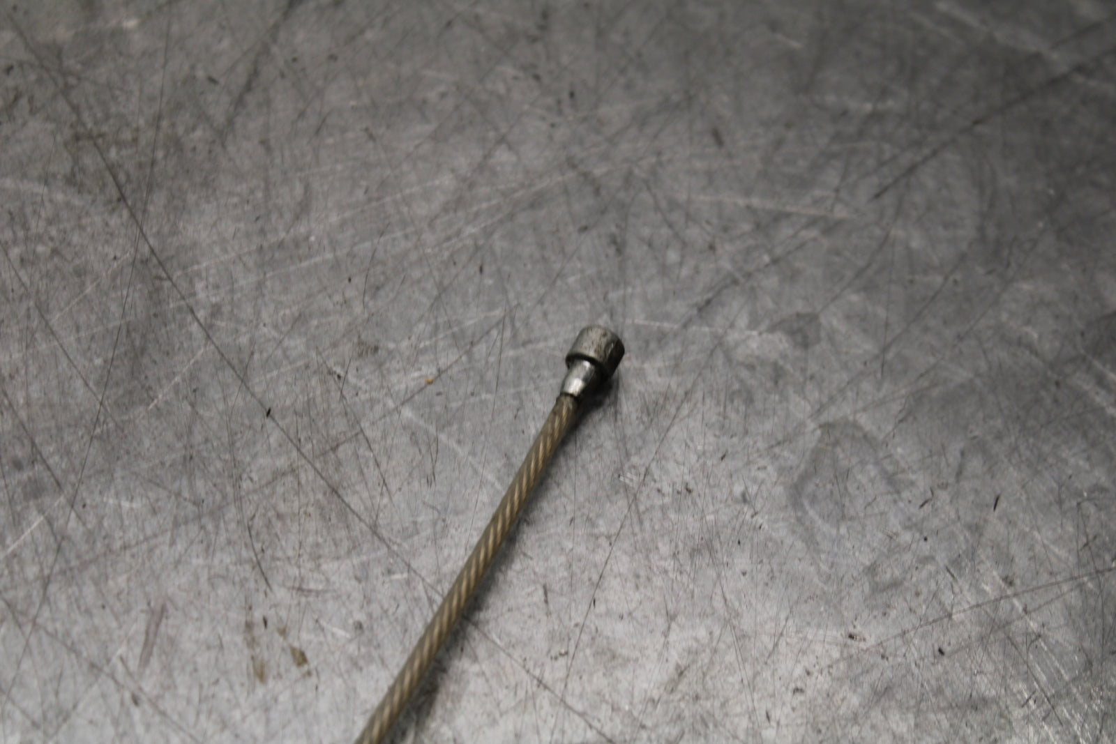 04-05 YAMAHA YZF R1 CLUTCH CABLE LINE BB131
