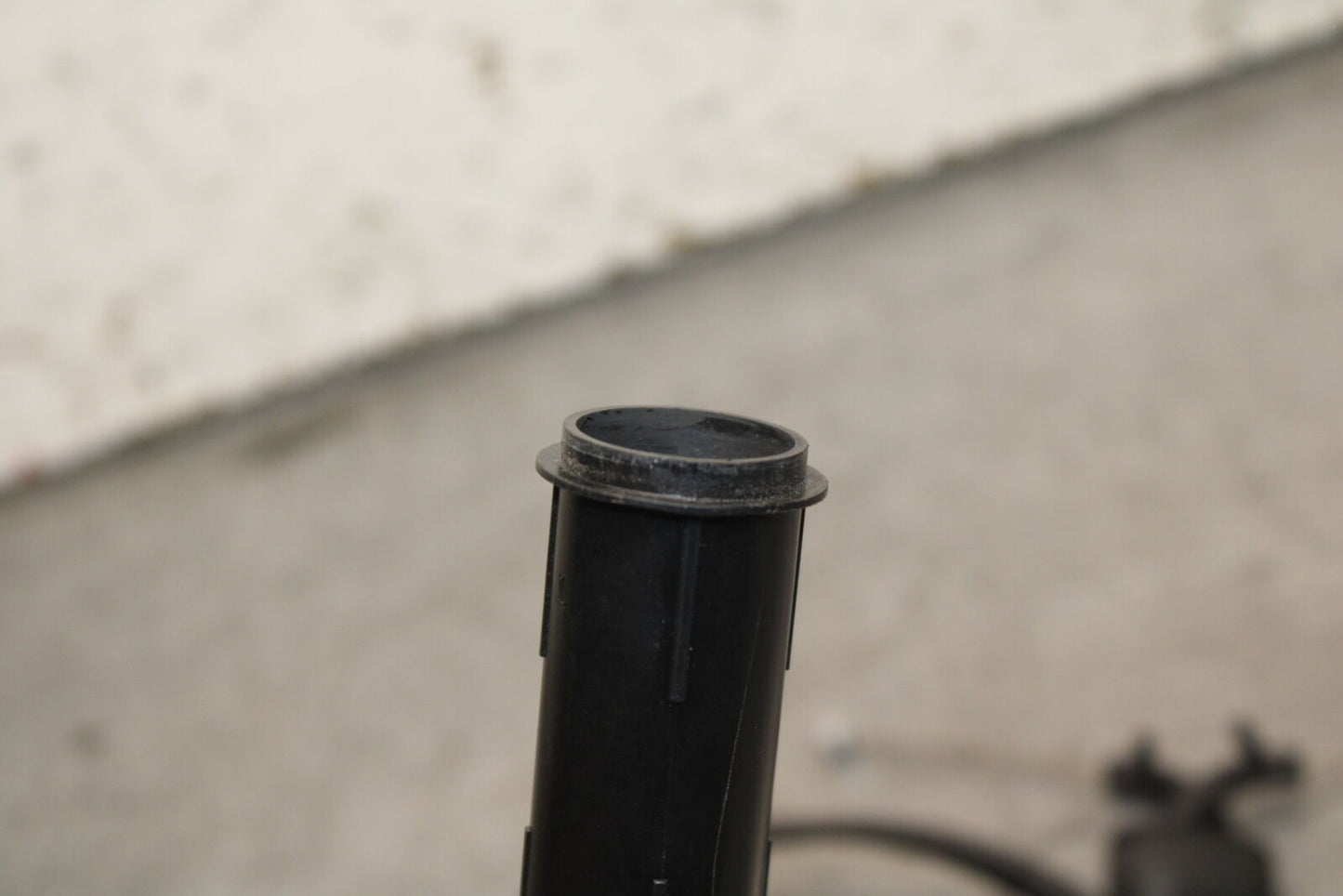 09-12 KAWASAKI NINJA ZX6R THROTTLE CABLE LINE HOUSING GUIDE BB110