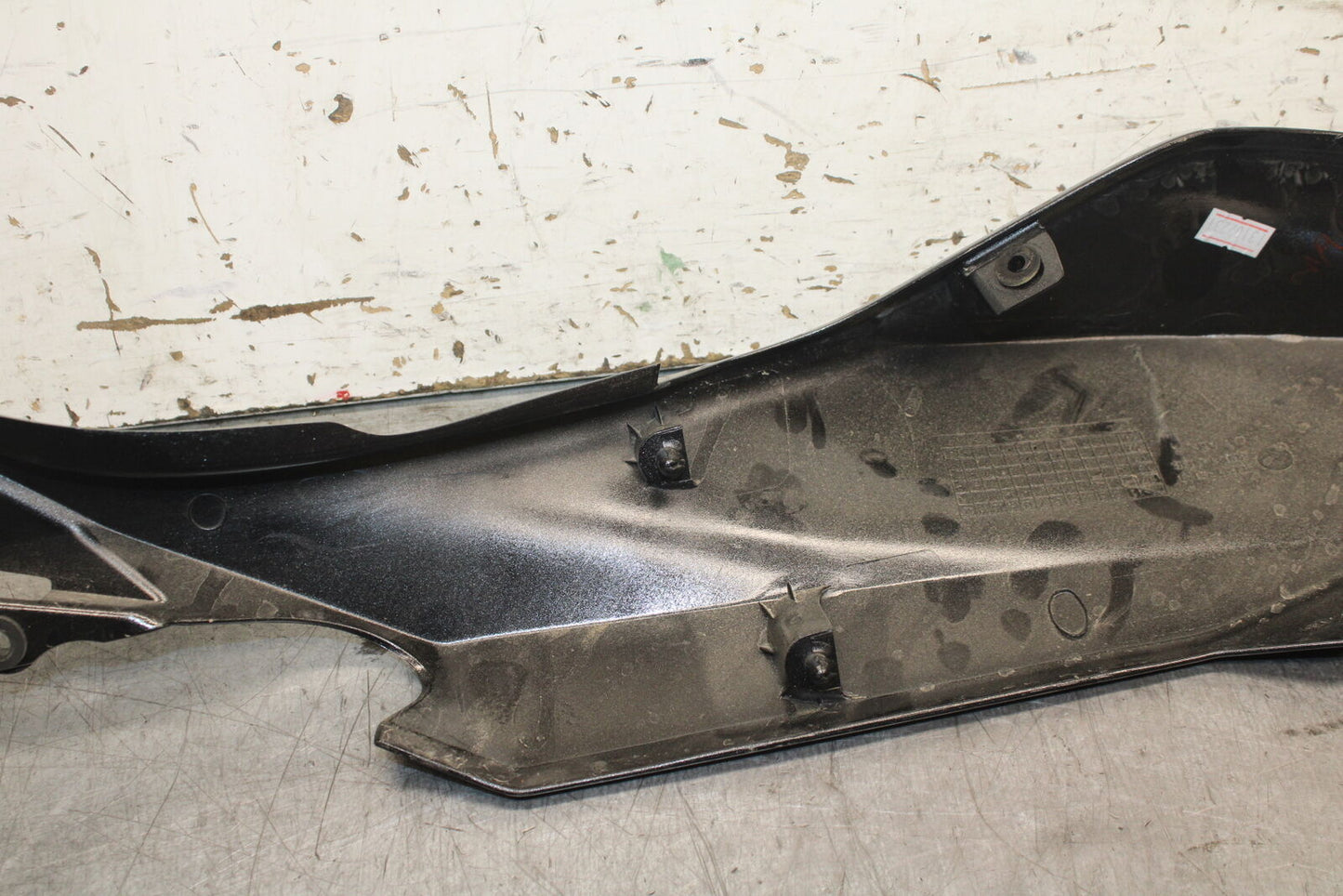 18-23 KAWASAKI NINJA 400 EX400 ABS LEFT REAR BACK TAIL FAIRING COWL SHROUD BB747