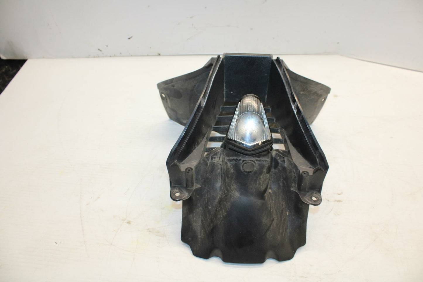 07 YAMAHA YZF R6 2c0 FRONT CENTER COWL FAIRING  BB284